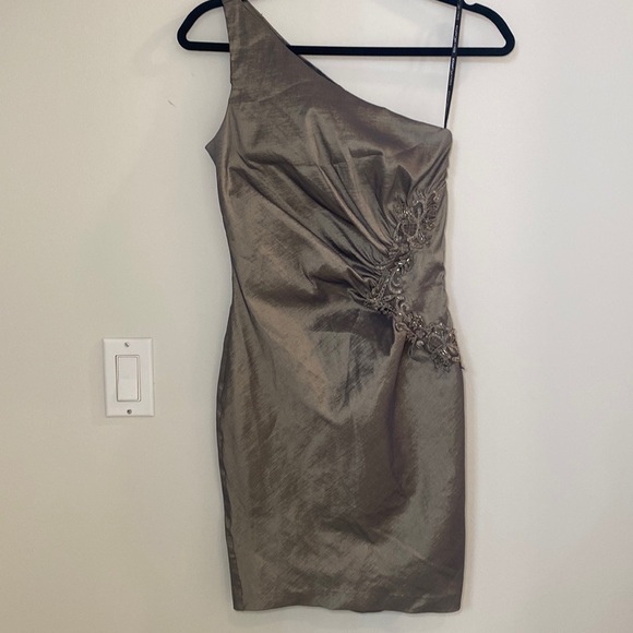 Jessica McClintock Vintage Dress Size‎ 4 One Shoulder. Embroidered Design. - Picture 1 of 4